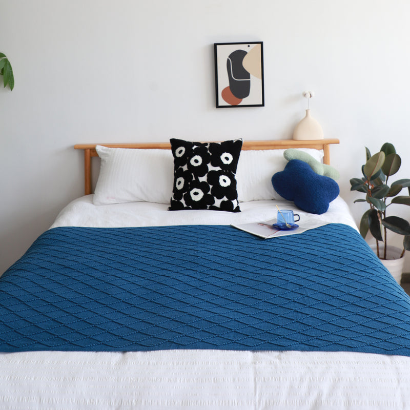 Royal Blue Diamond Pattern Knitted Throw Blanket Warm Cozy Woven Cover Couch Bed Sofa Home Decor with Tassels