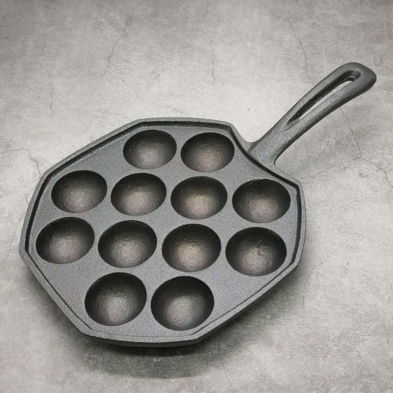 18CM Cast Iron Takoyaki Fry Pan Octopus Balls Maker 12 Hole Cavities Grill Mold